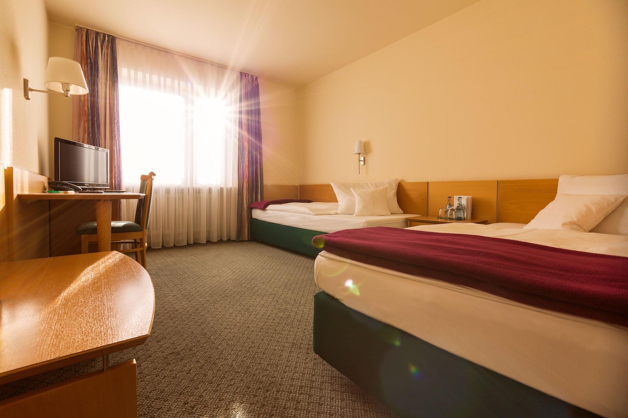 Hotel Am Moosfeld Munich Luaran gambar